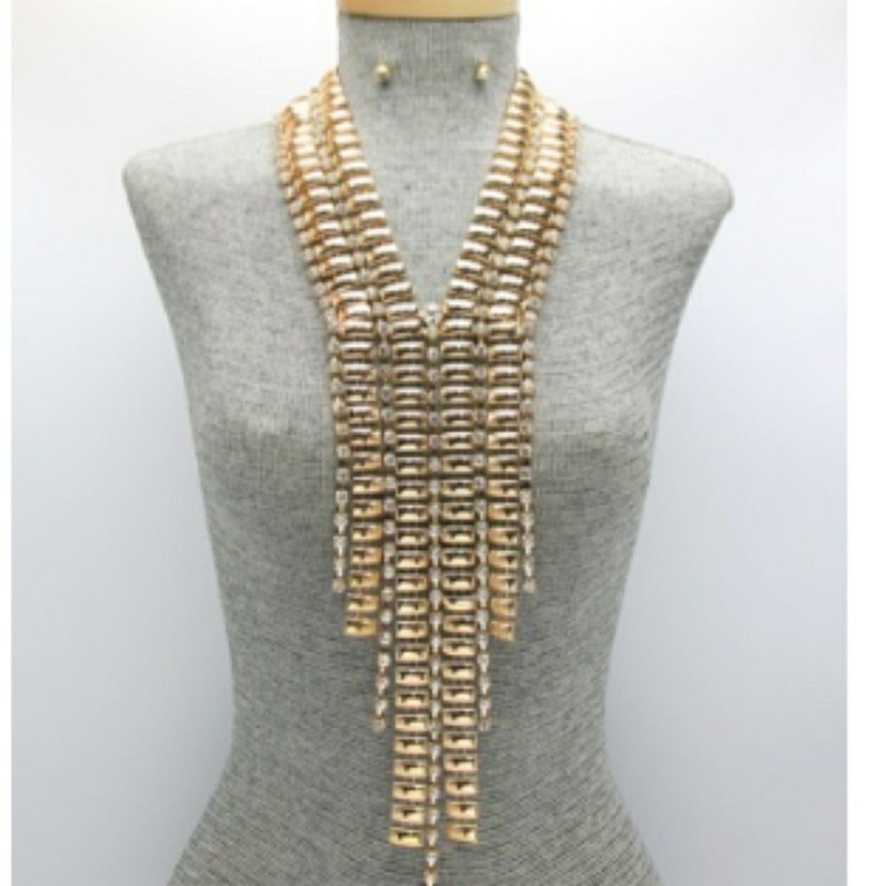 Statement necklace set